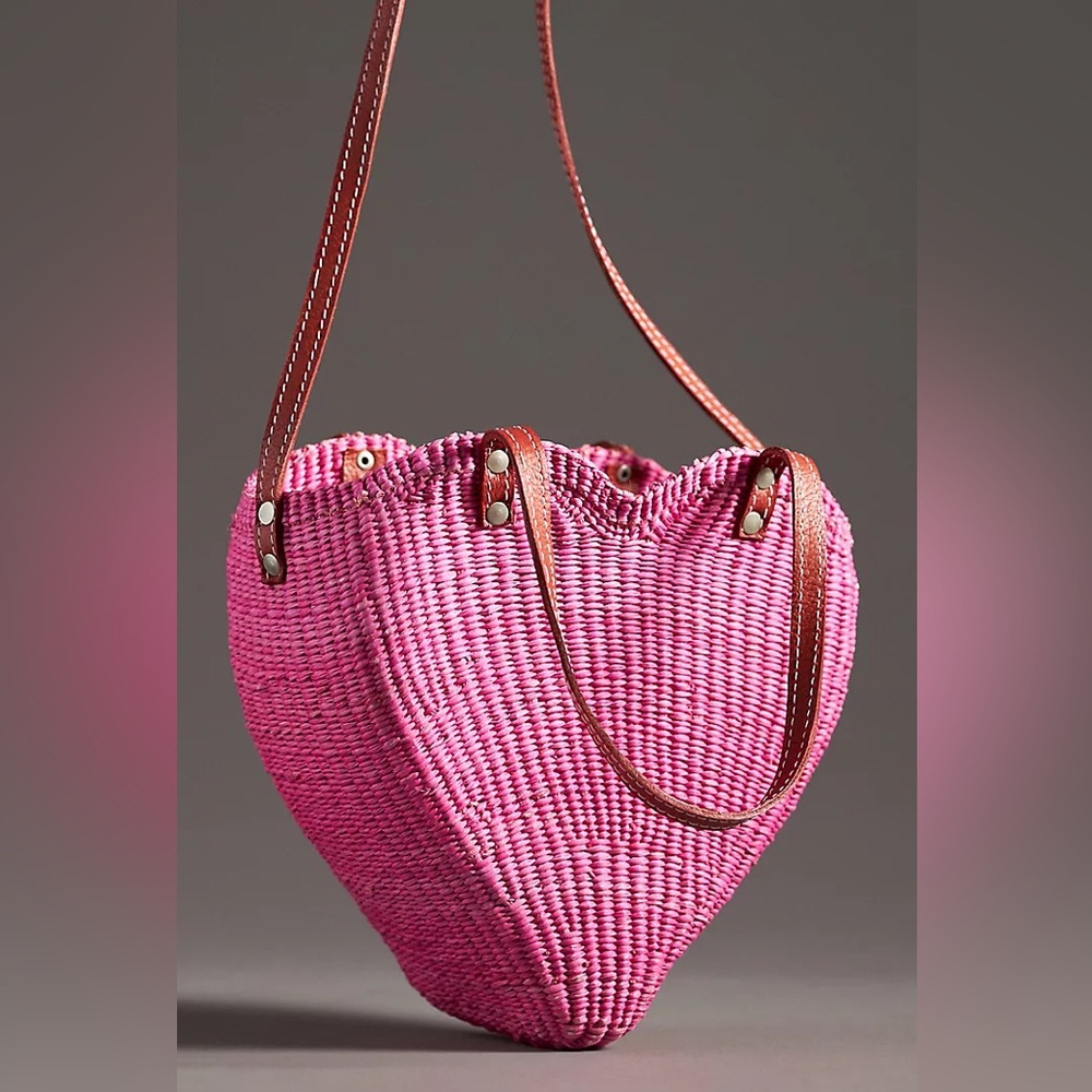 Sensi Studio Heart Toquilla Straw Bag - Picture 2 of 4
